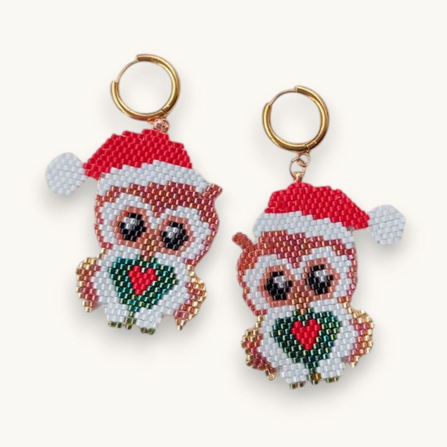 Pendientes búho navidad , artesanales y hechos a mano con cuentas Miyuki por Joyas Coquetas en Málaga